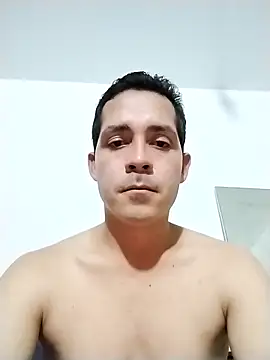 Chris hot33 online show from December 17, 2:39 am