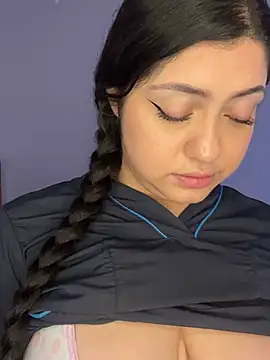 Amyy 1 online show from February 6, 9:51 pm