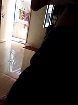 Snapshot of punecouplegroup chatting on December 17, 5:46 am punecouplegroup online show from December 17, 5:46 am