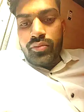 Snapshot of Tall7boy7 chatting on December 16, 12:43 pm Tall7boy7 online show from December 16, 12:43 pm