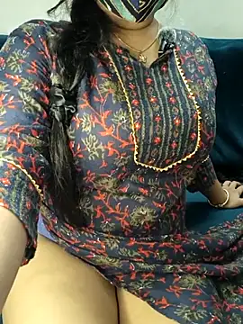 Snapshot of SSiya- chatting on May 2, 7:41 pm SSiya- online show from May 2, 7:41 pm