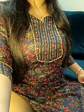 Snapshot of SSiya- chatting on May 21, 7:32 pm SSiya- online show from May 21, 7:32 pm