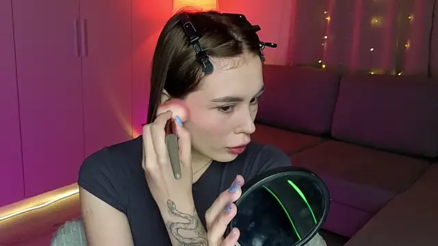 Aurelia Voss online show from March 29, 6:13 am