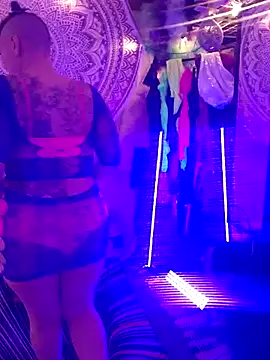 infinirose online show from March 18, 6:38 am