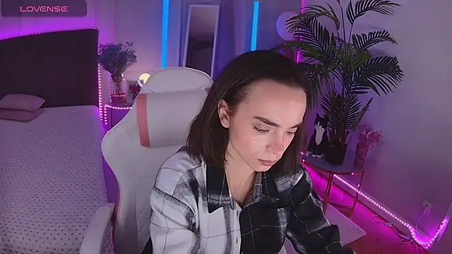 Dayana Foxy online show from December 16, 11:48 am