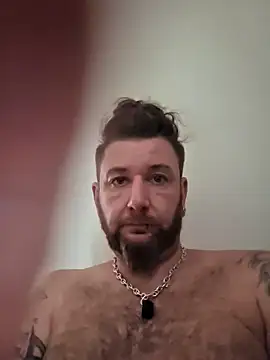 Snapshot of ceikerboy19 chatting on December 16, 10:53 am ceikerboy19 online show from December 16, 10:53 am