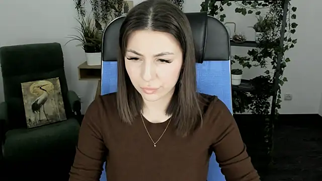 Snapshot of DiRosie chatting on March 5, 10:39 pm DiRosie online show from March 5, 10:39 pm