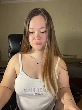Snapshot of CaramelleSugarr chatting on May 4, 6:37 pm CaramelleSugarr online show from May 4, 6:37 pm
