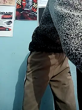 Snapshot of harshv11 chatting on January 9, 8:28 am harshv11 online show from January 9, 8:28 am