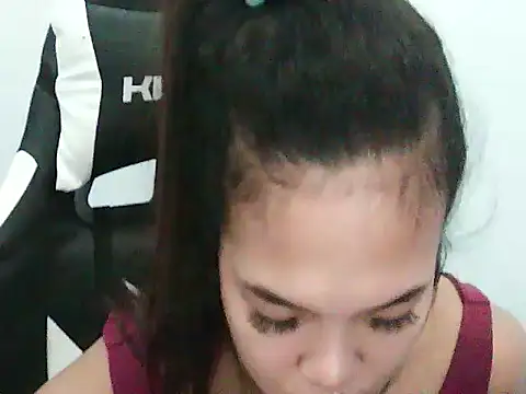 Snapshot of CleopatraLee chatting on December 16, 12:43 pm CleopatraLee online show from December 16, 12:43 pm