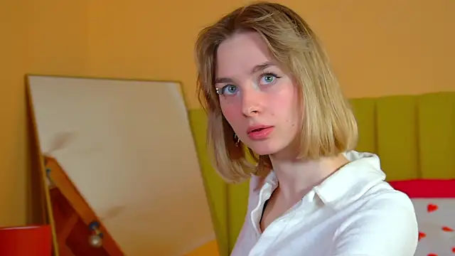 Snapshot of MerlinMeyer chatting on March 25, 7:42 pm MerlinMeyer online show from March 25, 7:42 pm