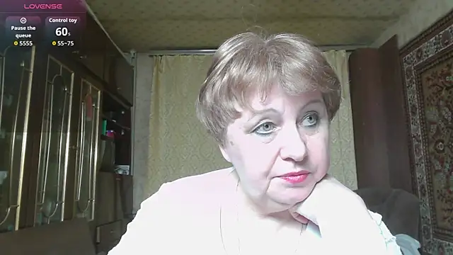 Snapshot of Casey_peach chatting on April 16, 4:30 pm Casey peach online show from April 16, 4:30 pm