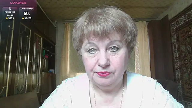 Snapshot of Casey_peach chatting on April 18, 10:52 am Casey peach online show from April 18, 10:52 am