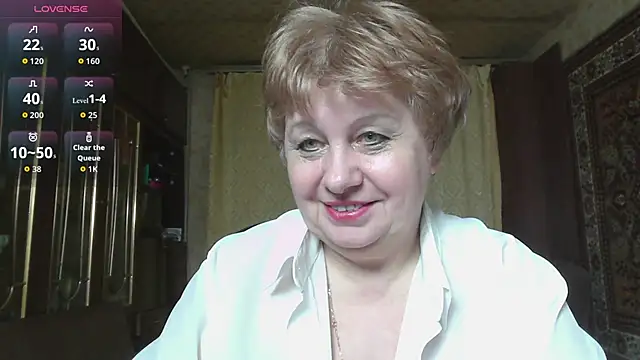 Snapshot of Casey_peach chatting on April 28, 5:18 pm Casey peach online show from April 28, 5:18 pm