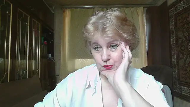 Snapshot of Casey_peach chatting on June 24, 11:09 am Casey peach online show from June 24, 11:09 am