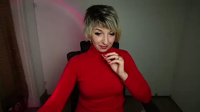 Snapshot of Lana_Foxyy chatting on February 17, 6:54 am Lana Foxyy online show from February 17, 6:54 am