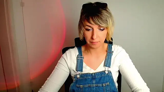 Lana Foxyy online show from May 3, 1:28 pm