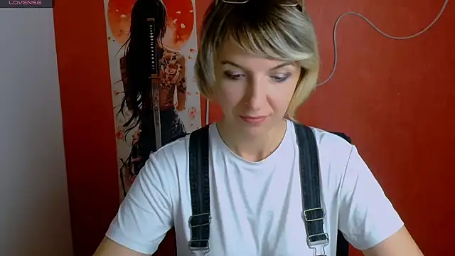 Lana Foxyy online show from May 8, 4:01 pm