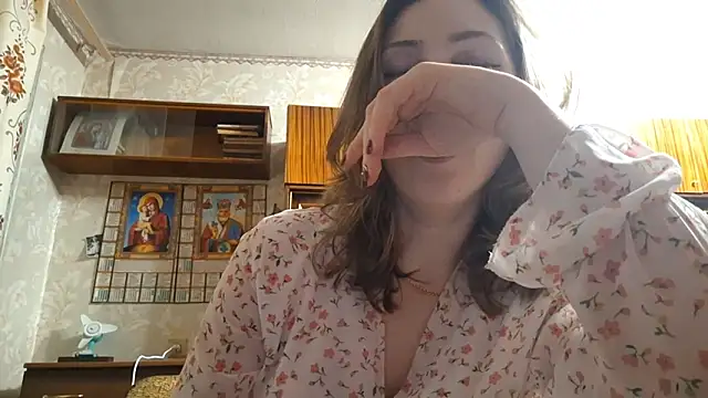 MysticSteph online show from February 7, 5:16 pm