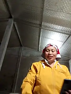 Maikha08 online show from February 1, 1:20 pm