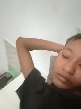 Snapshot of litte_ebonyx chatting on March 9, 10:03 pm litte ebonyx online show from March 9, 10:03 pm