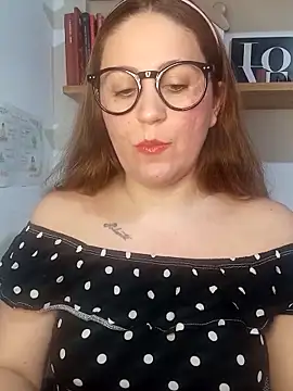 SofiEsteves online show from June 9, 1:56 pm