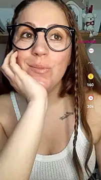 SofiEsteves online show from July 28, 1:32 pm