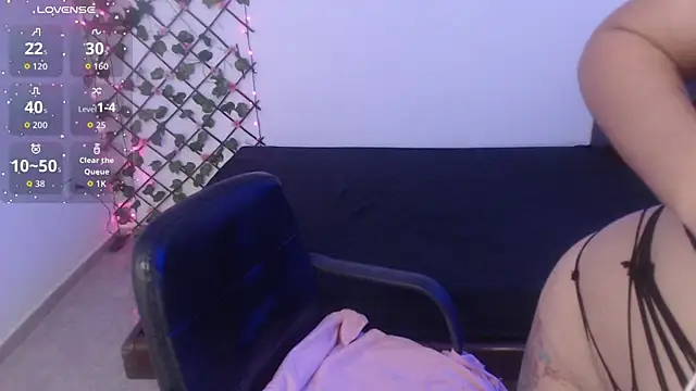 latin mommy  online show from December 20, 1:40 pm