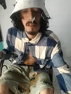 sk8-boy online show from February 2, 2:49 pm