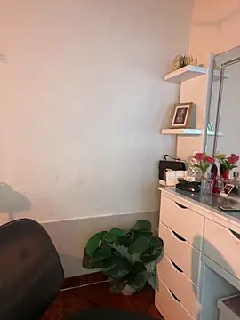 Snapshot of AdaFerreiraa chatting on March 22, 5:55 am AdaFerreiraa online show from March 22, 5:55 am