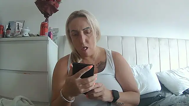 theblondecocklover online show from March 27, 2:17 pm