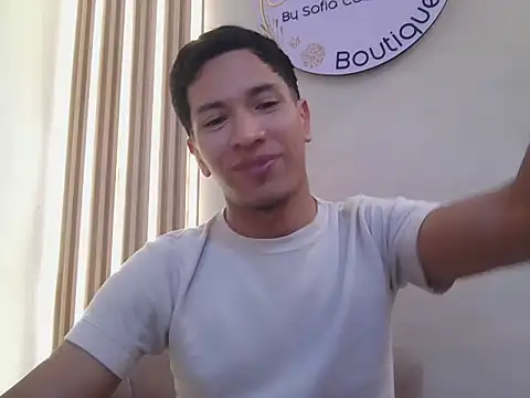 kracjunior online show from December 19, 7:54 pm