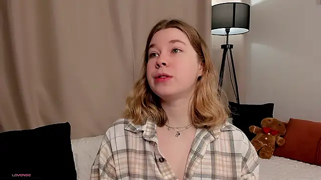 MilaBooobs online show from January 18, 2:10 pm