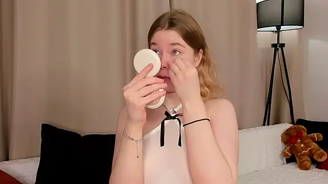 MilaBooobs online show from February 6, 10:46 pm