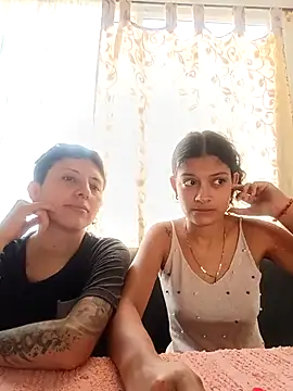 Snapshot of Mei_and_Gaby chatting on February 17, 3:51 pm Mei and Gaby online show from February 17, 3:51 pm