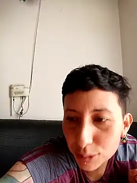 Snapshot of Mei_and_Gaby chatting on March 10, 4:34 pm Mei and Gaby online show from March 10, 4:34 pm