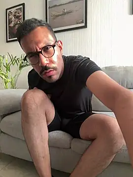 AdrianGarcia89 online show from May 24, 12:37 am