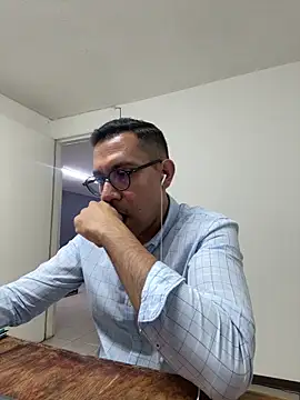 AdrianGarcia89 online show from June 3, 1:30 am