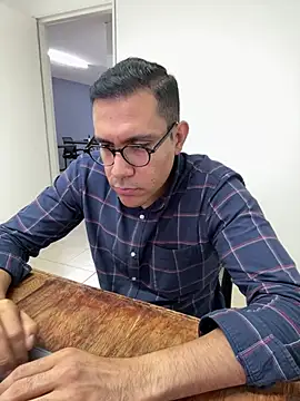 AdrianGarcia89 online show from June 10, 1:06 am