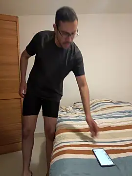 AdrianGarcia89 online show from June 23, 5:05 am