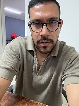 AdrianGarcia89 online show from July 7, 1:30 am