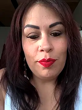 Natymendoza998 online show from February 3, 10:15 pm