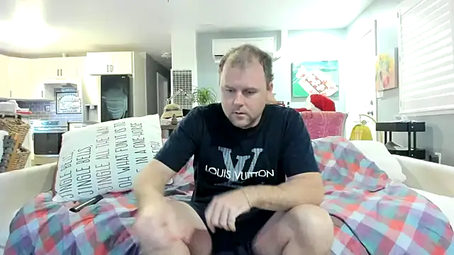 Studmuffin4you online show from February 14, 12:18 am