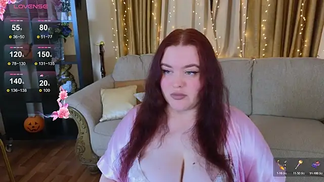 Snapshot of LindaBermer chatting on December 18, 11:49 am LindaBermer online show from December 18, 11:49 am