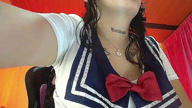 Snapshot of Noxveeltt chatting on January 9, 10:44 pm Noxveeltt online show from January 9, 10:44 pm