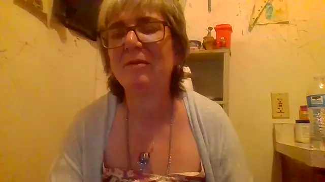 becky1111 online show from June 14, 1:14 am