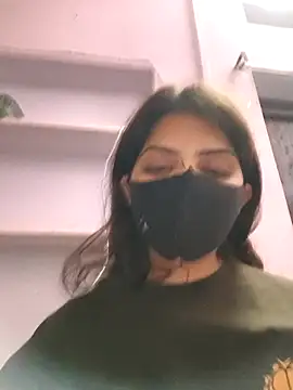 Snapshot of kinsu4763 chatting on February 24, 3:43 pm kinsu4763 online show from February 24, 3:43 pm