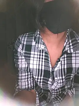 Snapshot of kinsu4763 chatting on March 23, 2:54 pm kinsu4763 online show from March 23, 2:54 pm