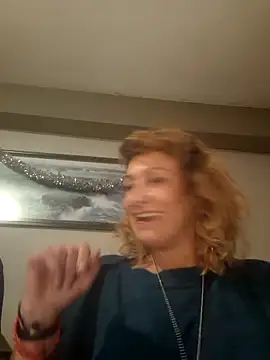 Snapshot of Hadafantasia chatting on December 17, 8:37 pm Hadafantasia online show from December 17, 8:37 pm