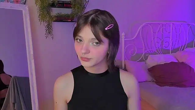 LetoriaNotley online show from January 10, 8:32 pm